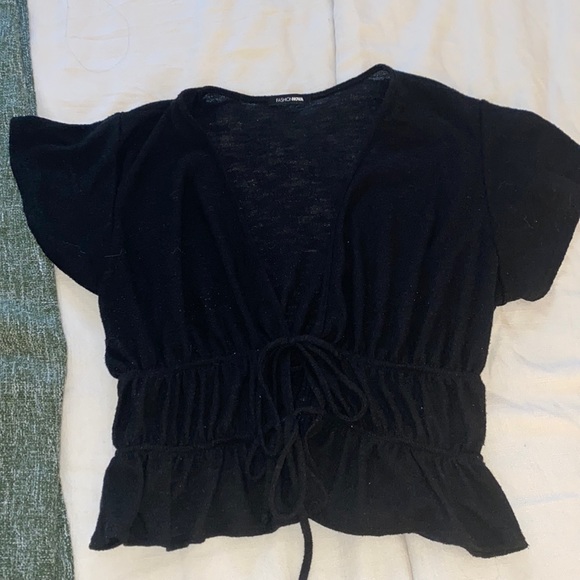 Cute top - Picture 3 of 3